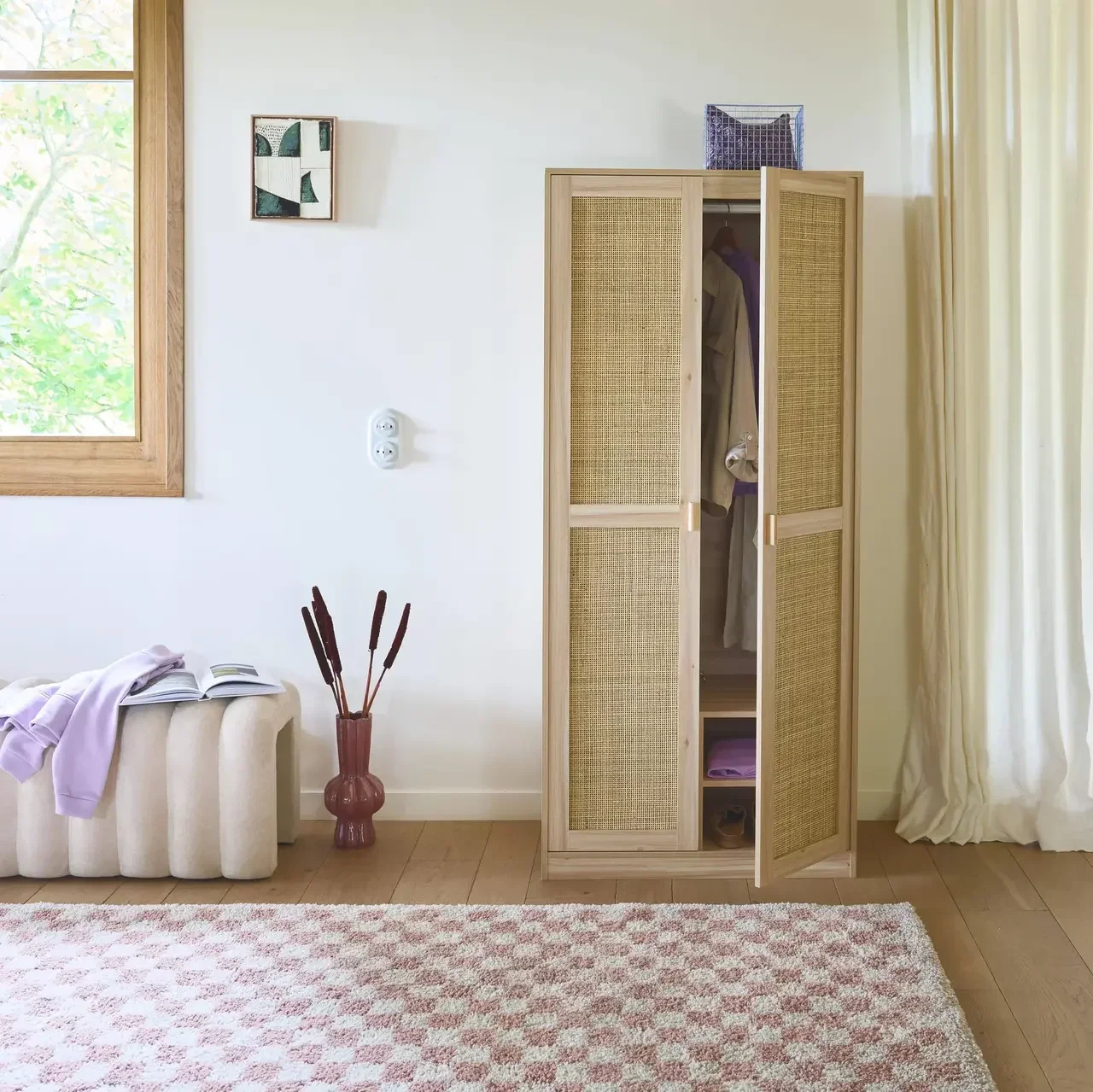 Armoire 2 portes cannage bois clair penderie étagères Camargue