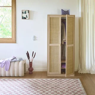 Armoire 2 portes cannage bois clair penderie étagères Camargue
