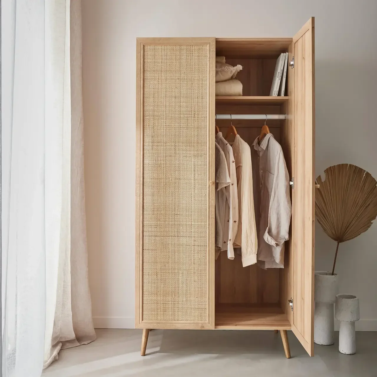 Armoire penderie 2 portes cannage bois clair style bohème vintage