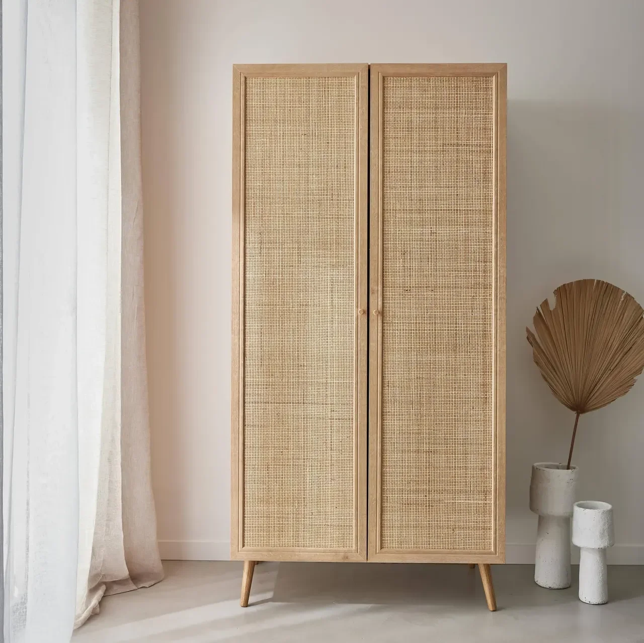 Armoire penderie 2 portes cannage bois clair style bohème vintage