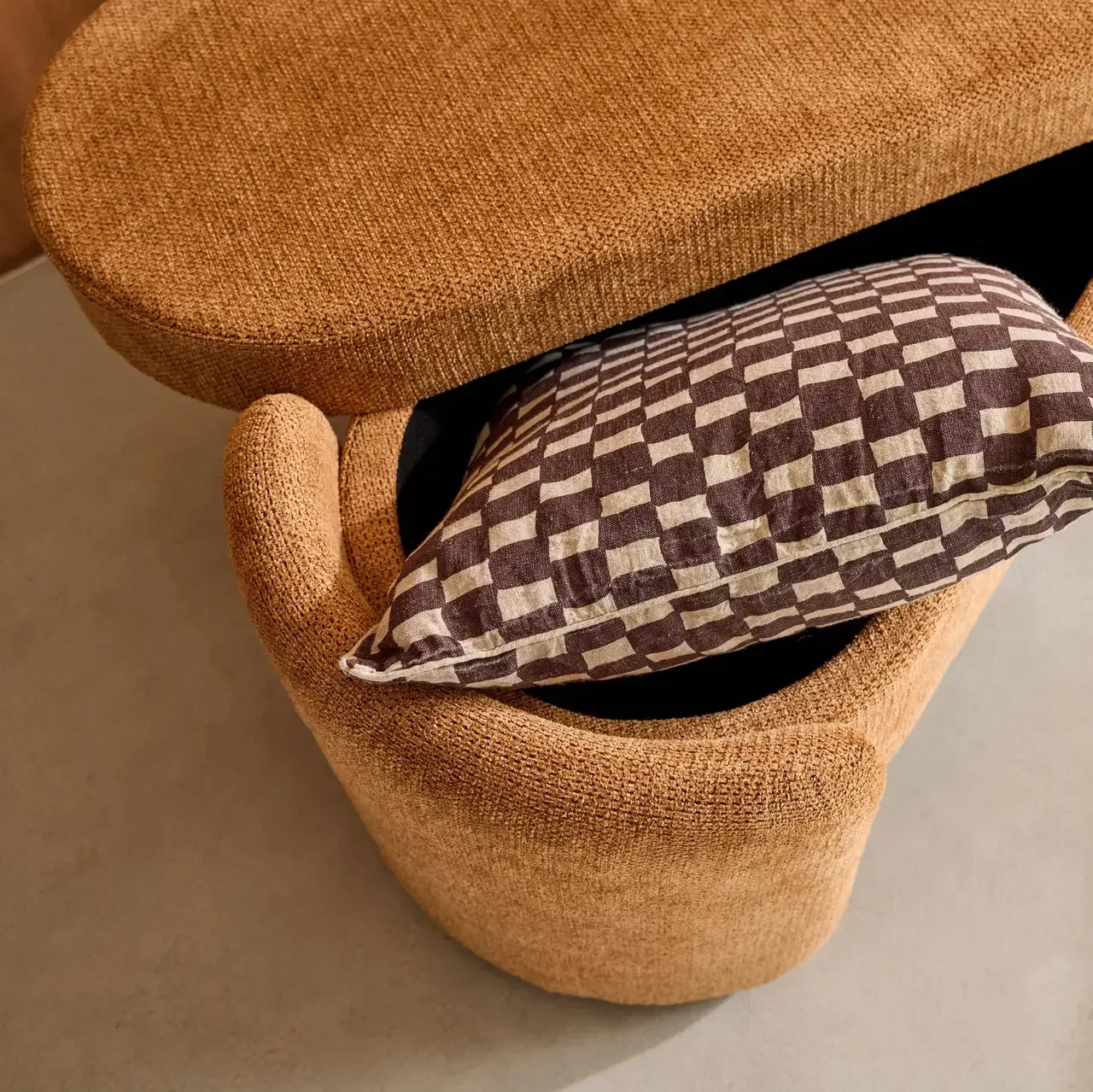 Banc coffre en tissu style contemporain pour pied de lit Kalo
