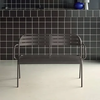 Banc de jardin 2 places en acier Amélia - coin détente extérieur