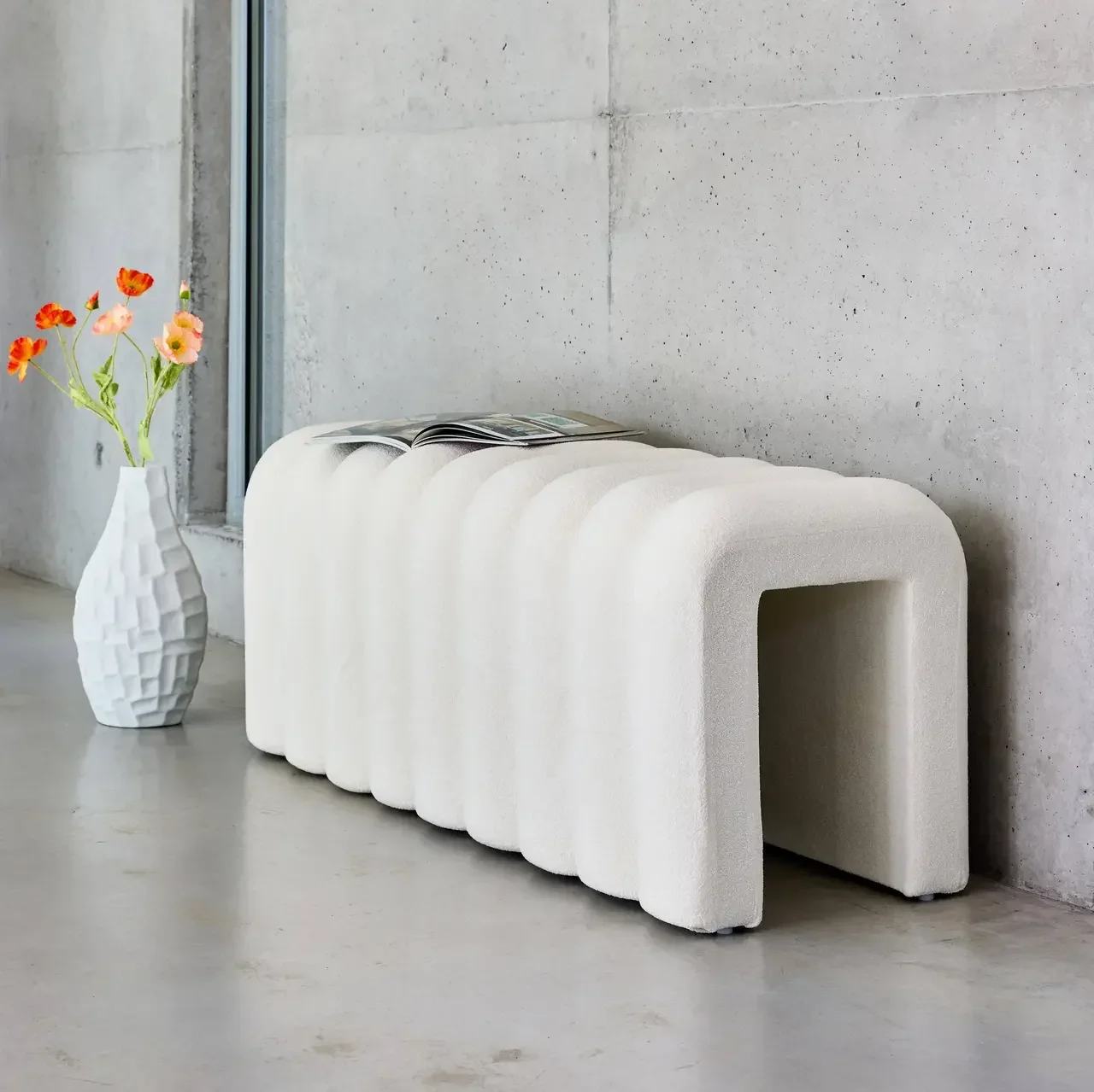 Banc de lit Ito design contemporain tissu arrondi élégant