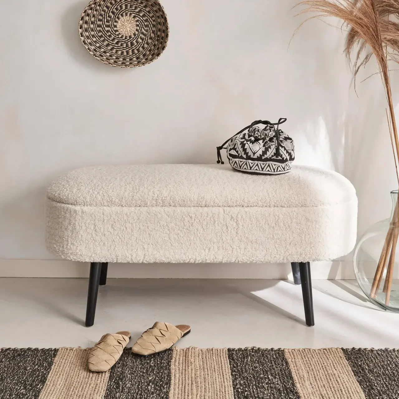 Banc rangement tissu bouclette bout de lit coffre intégré bois noir