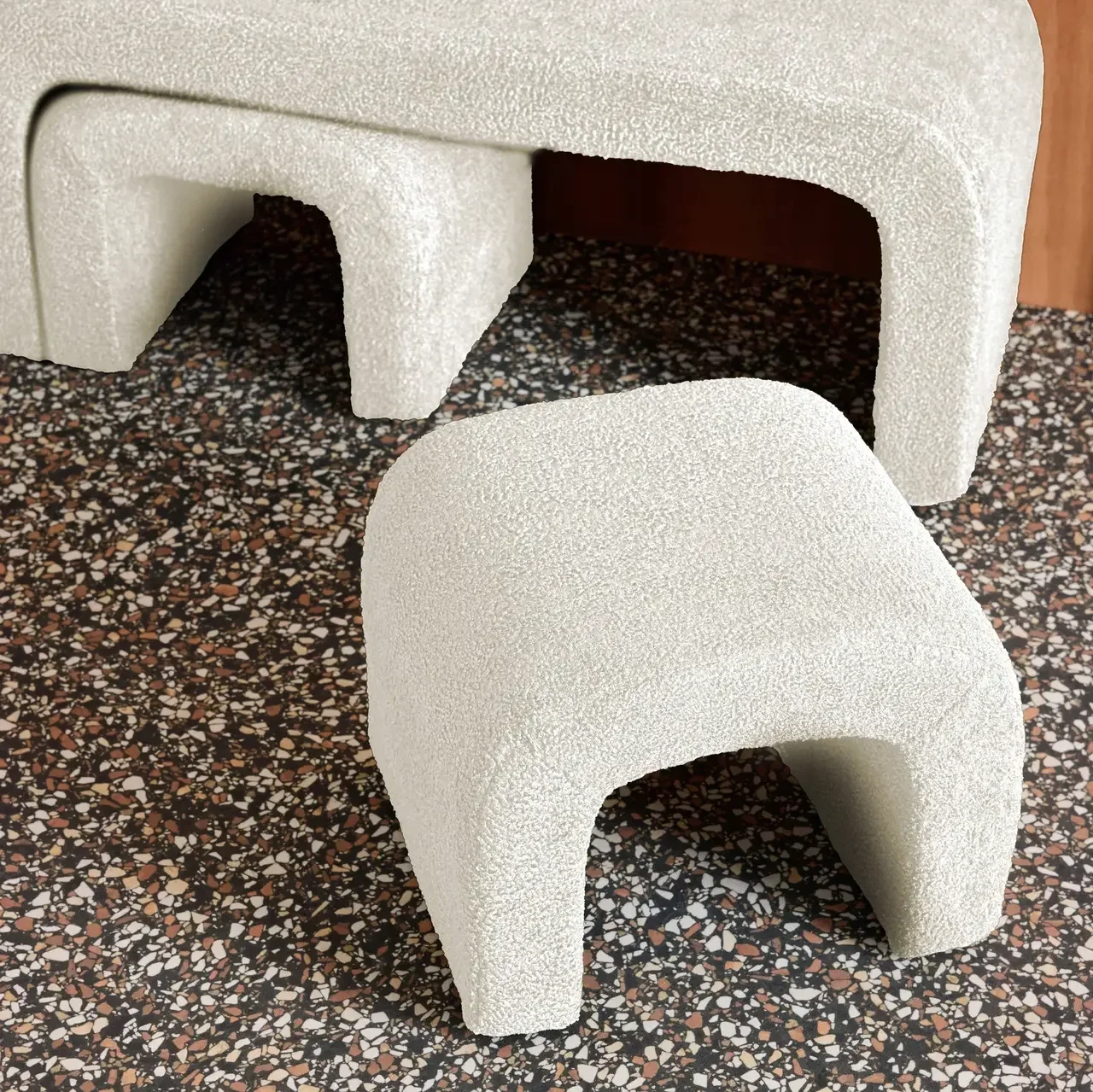 Banc tabourets gigognes bouclette bois pin recyclé salon cosy Ino
