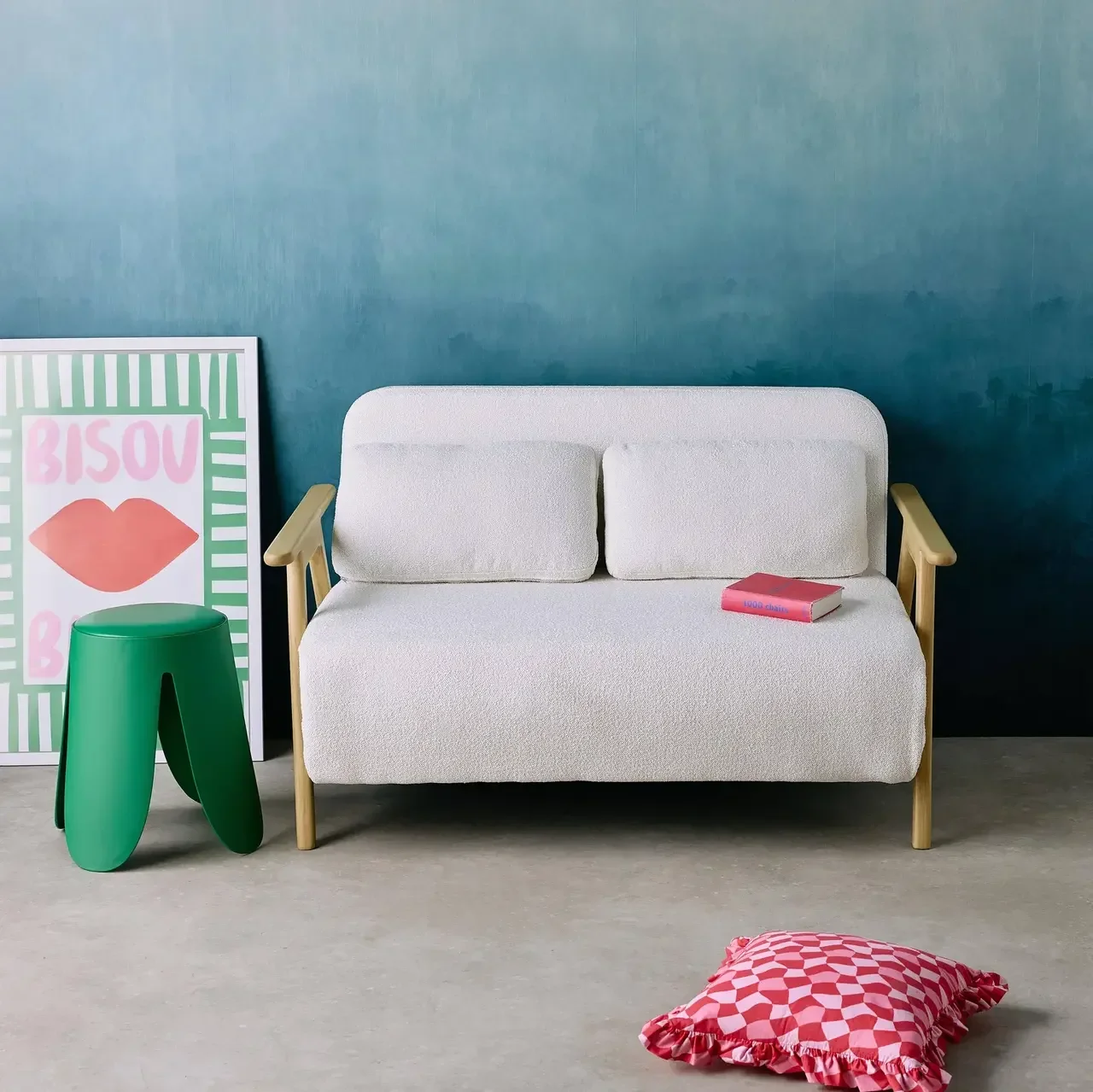 Banquette convertible Sven 2 places bois hévéa bouclette crème style scandinave