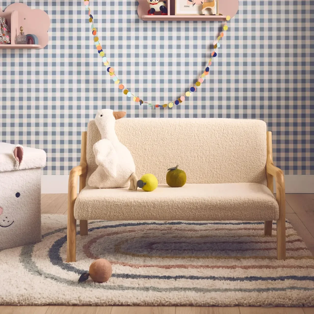 Banquette enfant 2 places scandinave bois hévéa tissu bouclette Lorens Kids
