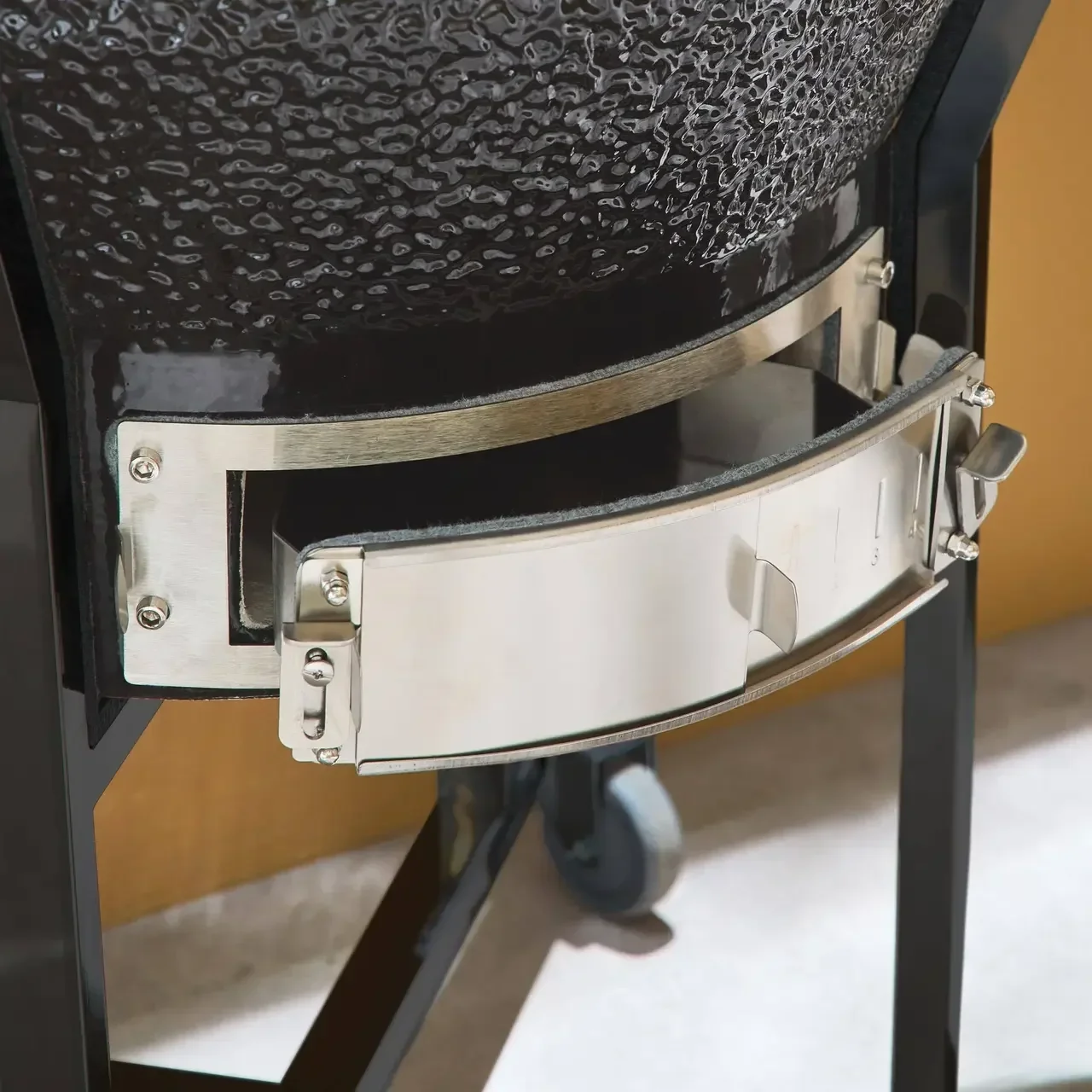 Kamado Keramikgrill 57cm 3-in-1 mit Rollen und Seitentischen