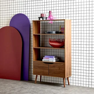 Bibliothèque scandinave 2 portes 3 niveaux finition bois de noyer