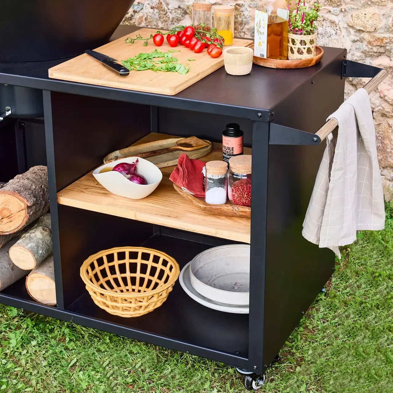 Fire pit barbecue Ø80cm with side table, storage compartments and protective cover