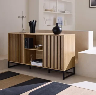 Buffet 2 portes bois rainuré et métal noir style contemporain 140 cm