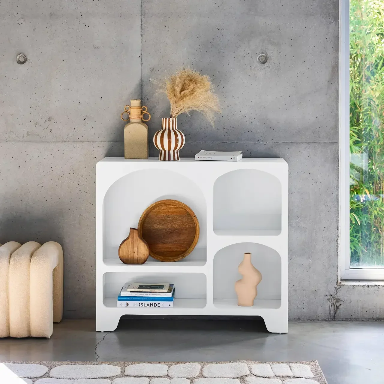 Buffet 4 casiers bois naturel 90 cm style organique Thessa
