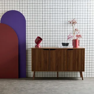 Aparador bajo de madera 3 puertas 120 cm estilo escandinavo Nepal