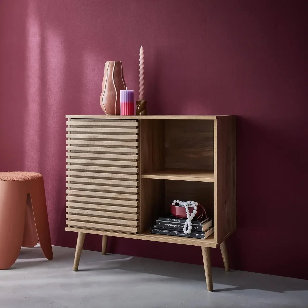 Buffet nordique 80 cm porte coulissante bois strié design scandinave