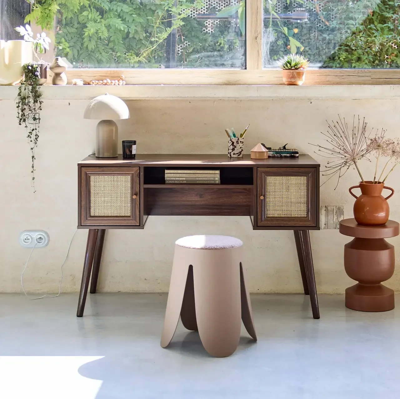 Vintage Schreibtisch Rattan Naturholz 2 Türen 70er Jahre Stil