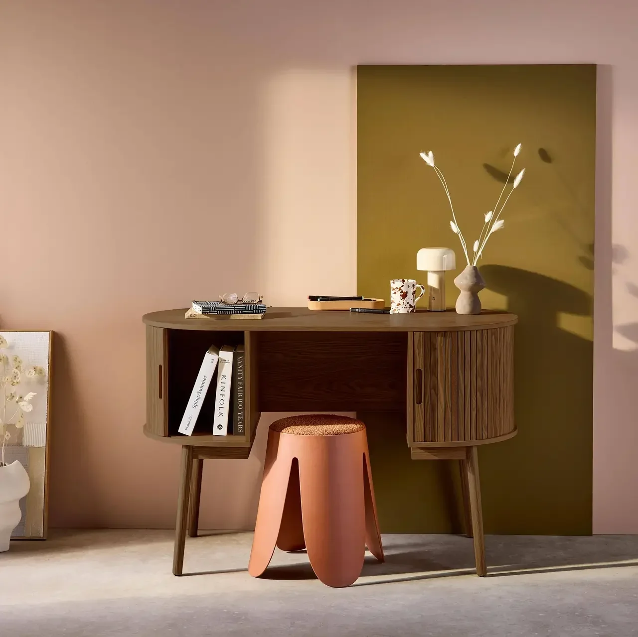 Bureau ovale bois rainuré 120 cm style scandinave rangement coulissant