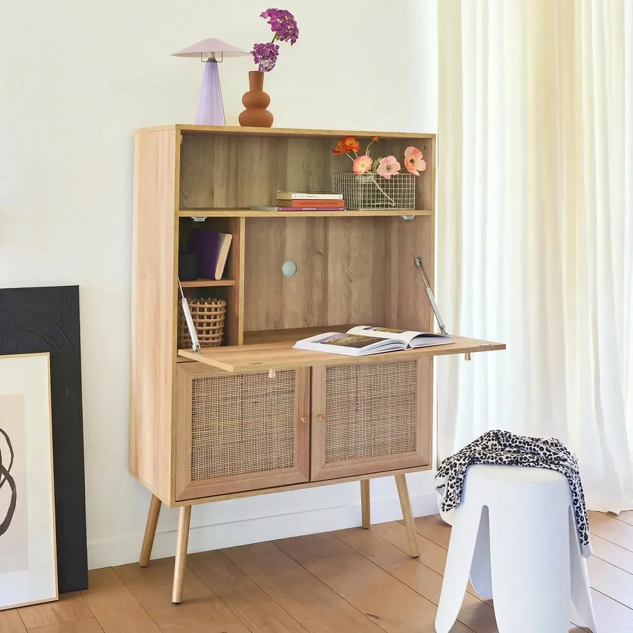 Bureau secrétaire vintage bois cannage double porte avec étagères