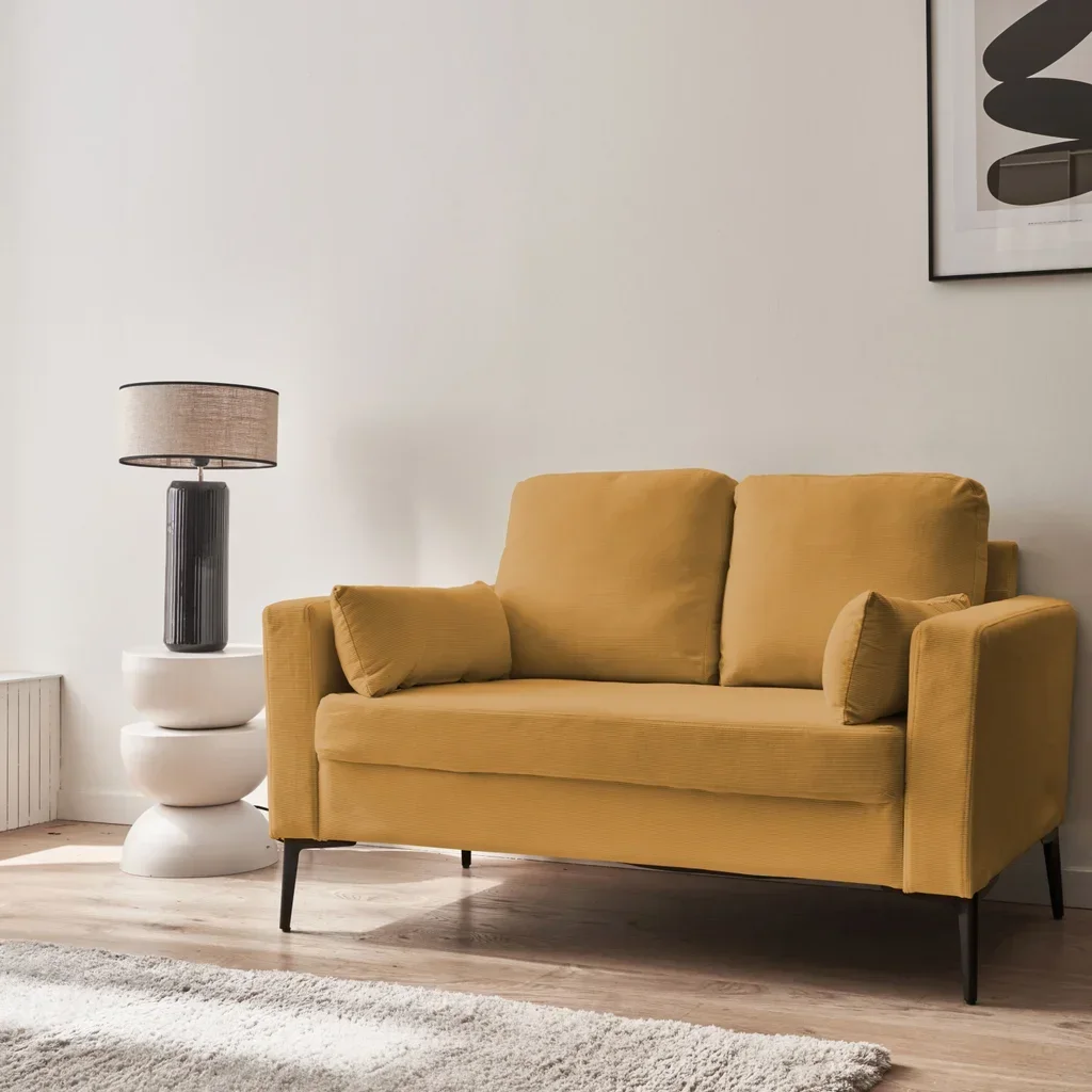 2-Sitzer Sofa Bjorn Beige Cord Samt Minimalistisches Design Metallfüße