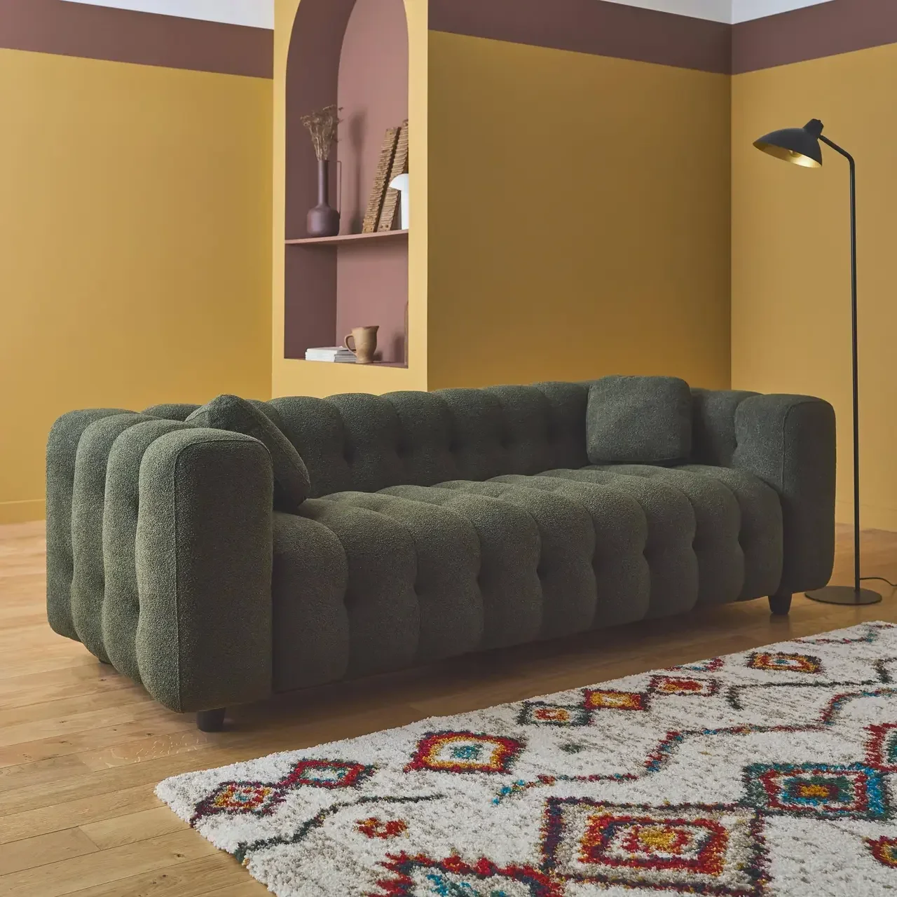 Divano 3 posti bouclé tessuto strutturato trapuntato design contemporaneo
