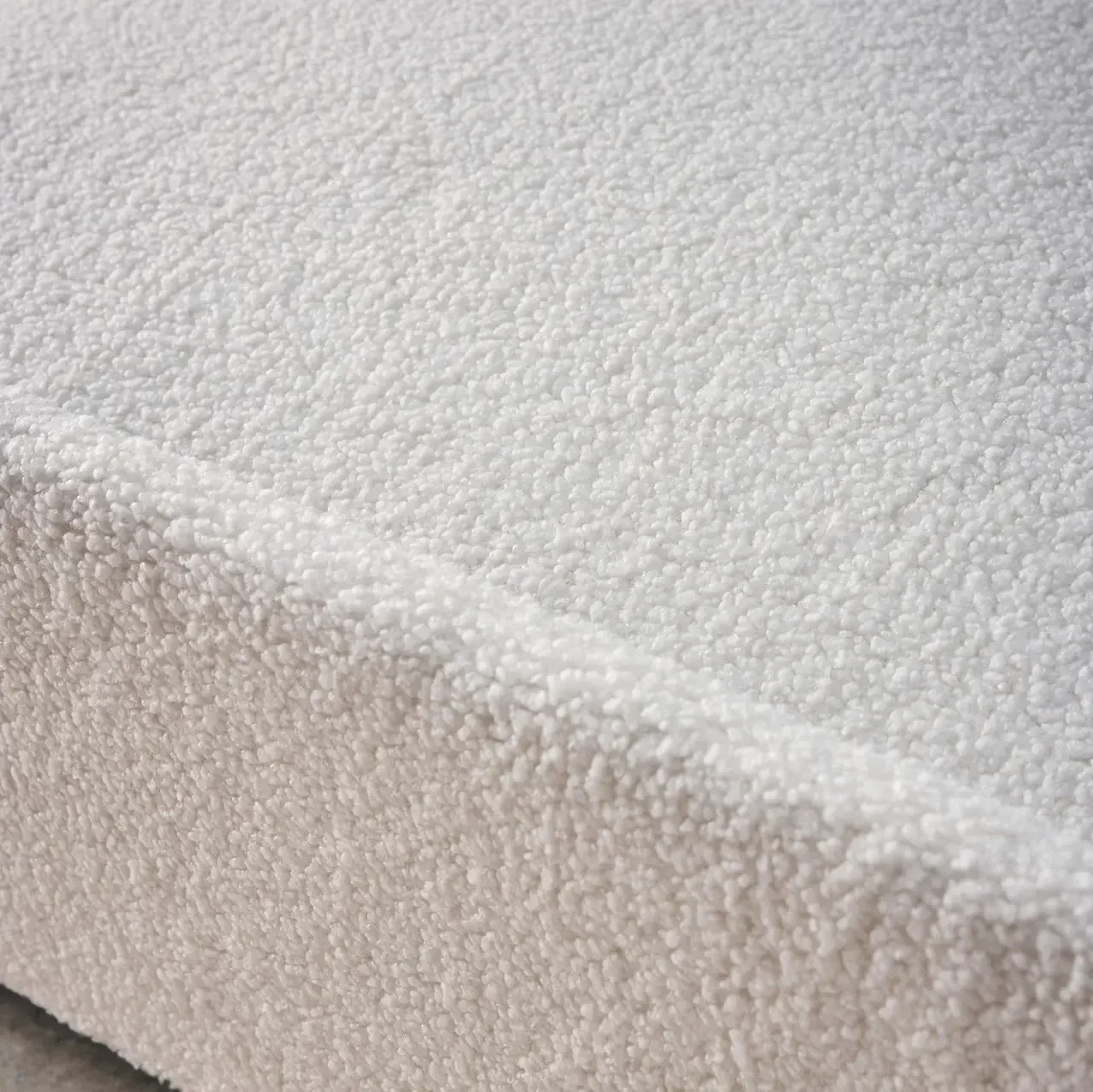 2-Sitzer Schlafsofa Lino Creme Bouclé - Gemütliches zeitgenössisches Wohnzimmer