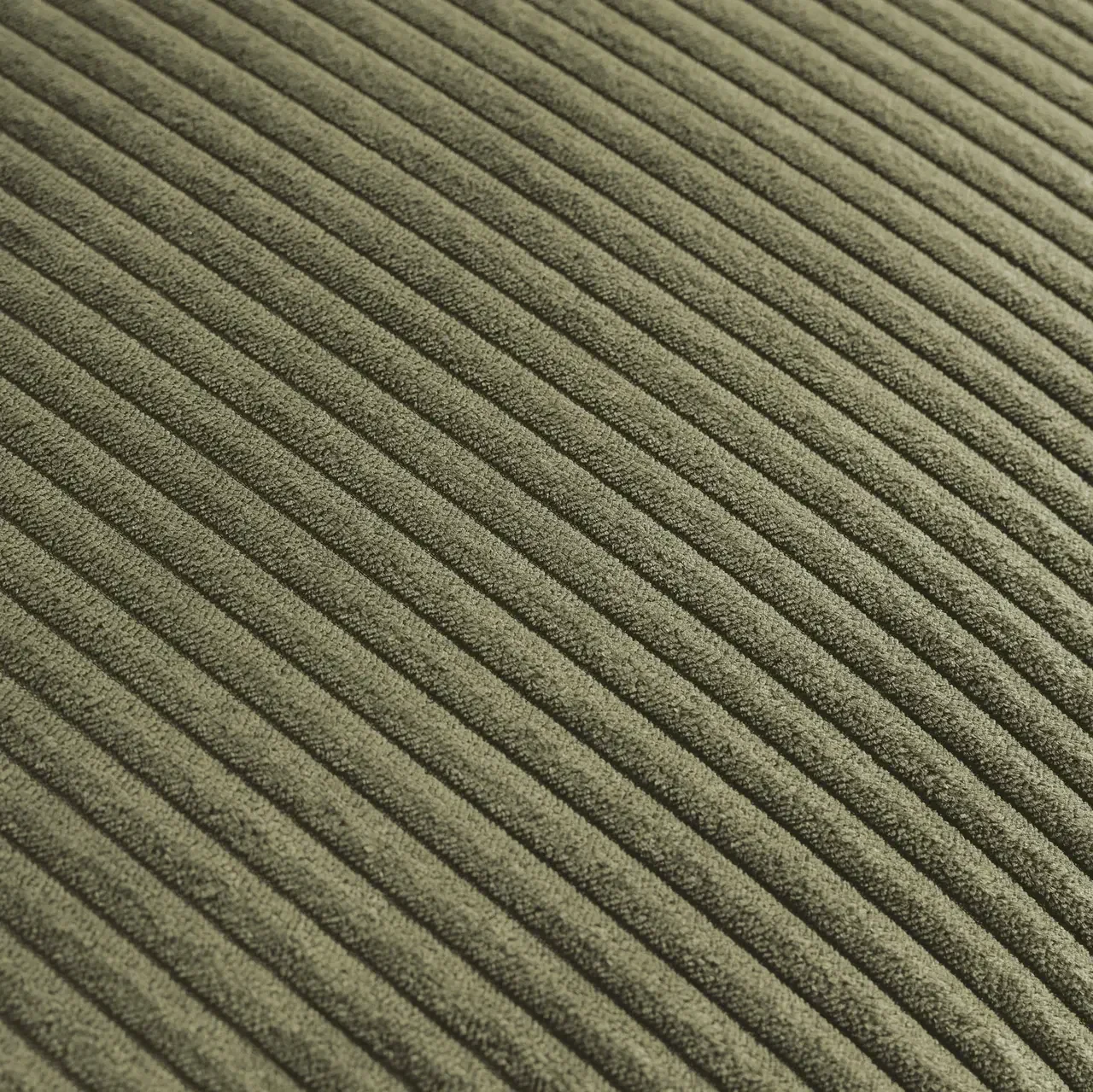 Sofá-cama Oskar 3 lugares veludo canelado design escandinavo conversível