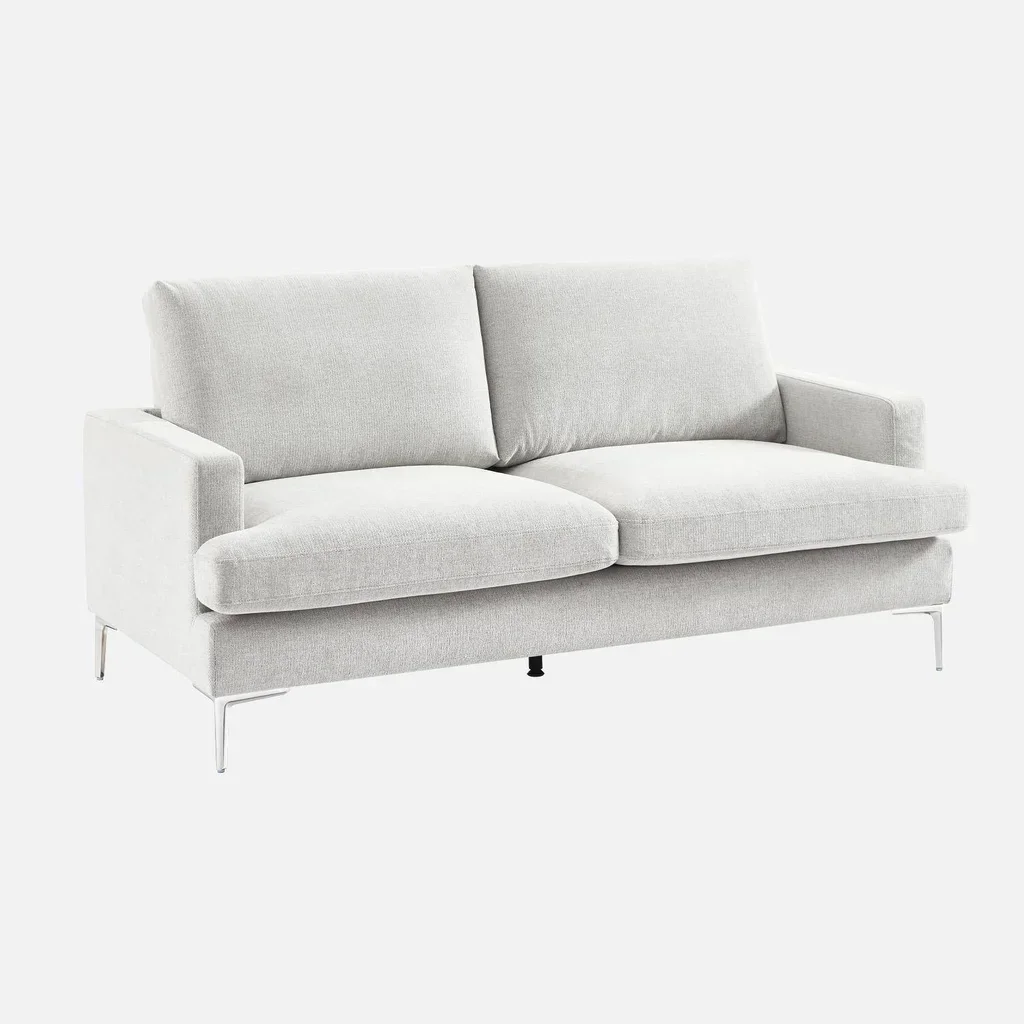 Sofá tres plazas tela blanco roto diseño moderno salón elegante