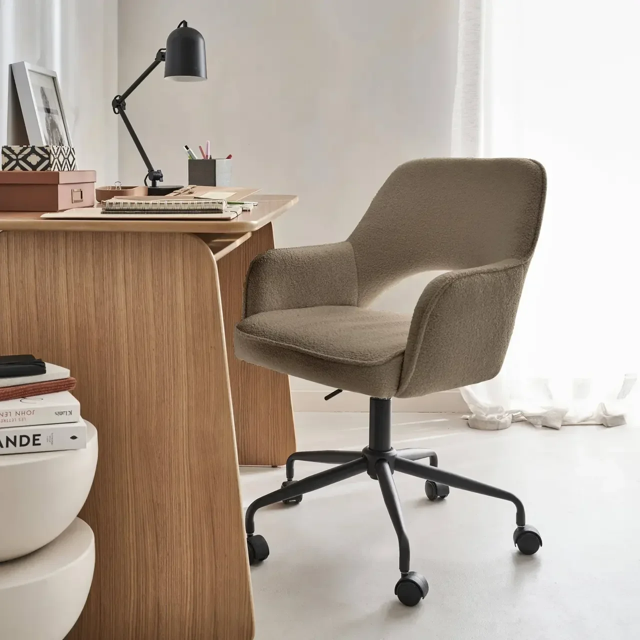 Chaise de bureau Jim pivotante bouclette vintage confort