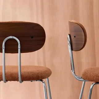 Chaise design bois courbé noyer tissu déperlant lot de 2