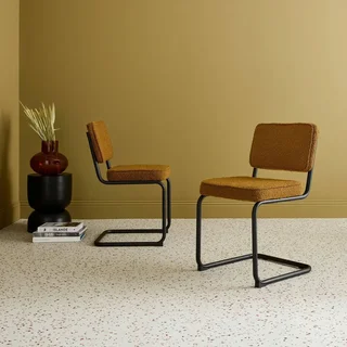 Chaises cantilever design rétro Maja vert bouclette lot de 2