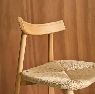 Chaises scandinaves bois hévéa corde naturelle lot 2