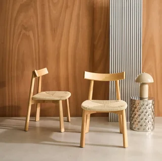 Chaises scandinaves bois hévéa corde naturelle lot 2