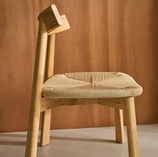 Chaises scandinaves bois hévéa corde naturelle lot 2