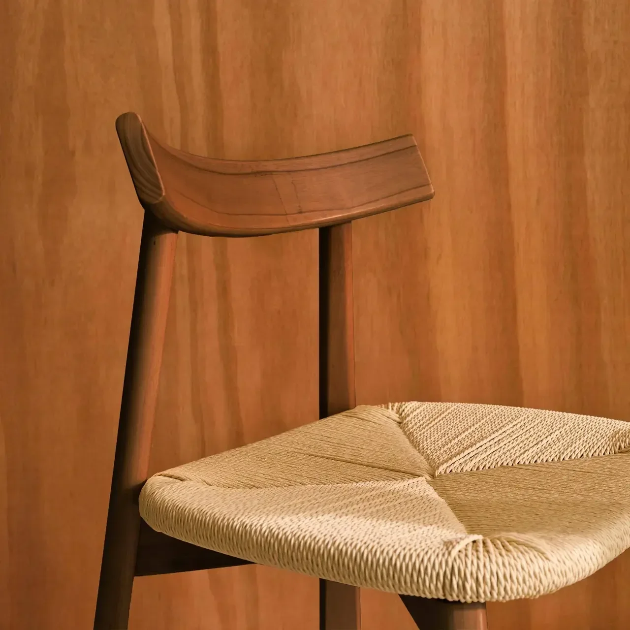 Chaise scandinave bois hévéa corde naturelle lot 2