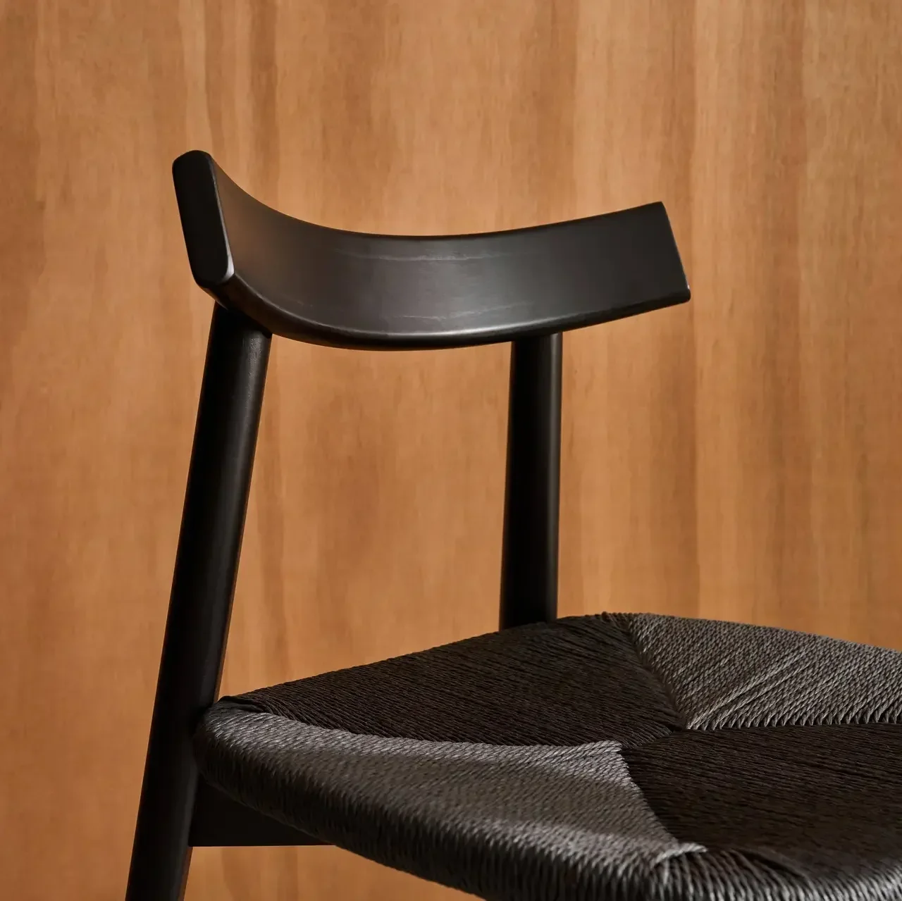 Chaises scandinaves bois hévéa corde naturelle lot 2