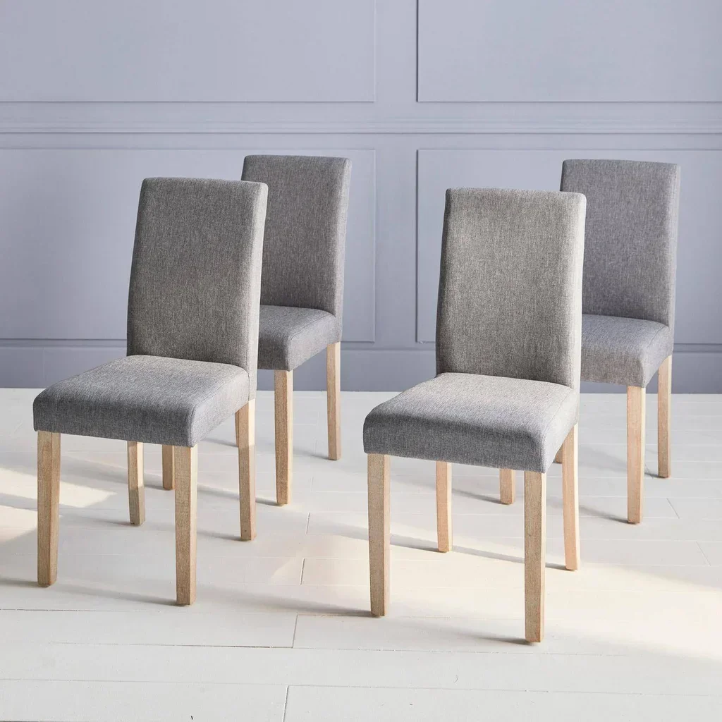 4 skandinavische Stühle Massivholz Hevea weiß gewaschen Stoffsitz Rita