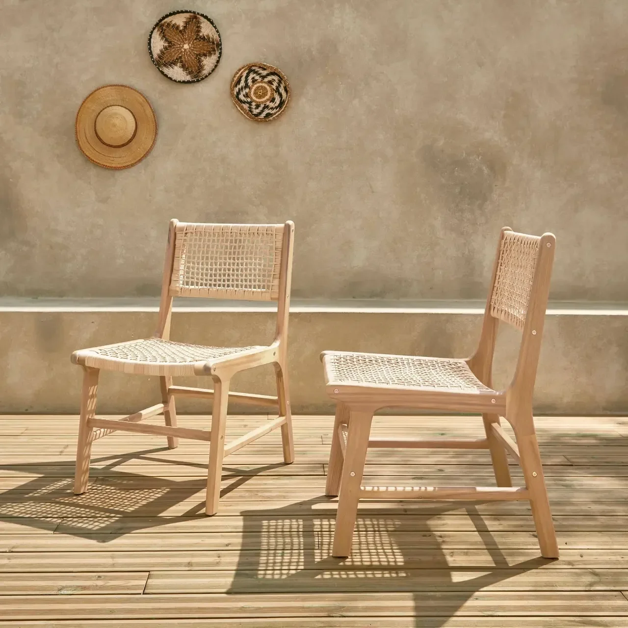 Chaise extérieur bois acacia dossier canné résine tressée lot 2
