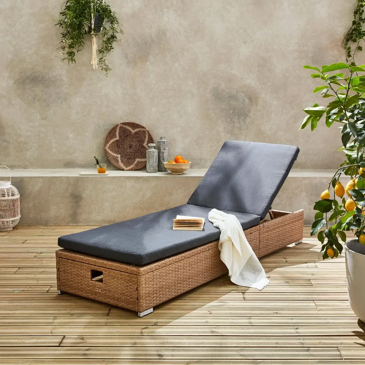 Chaise longue jardin résine tressée inclinable 5 positions aluminium OLBIA