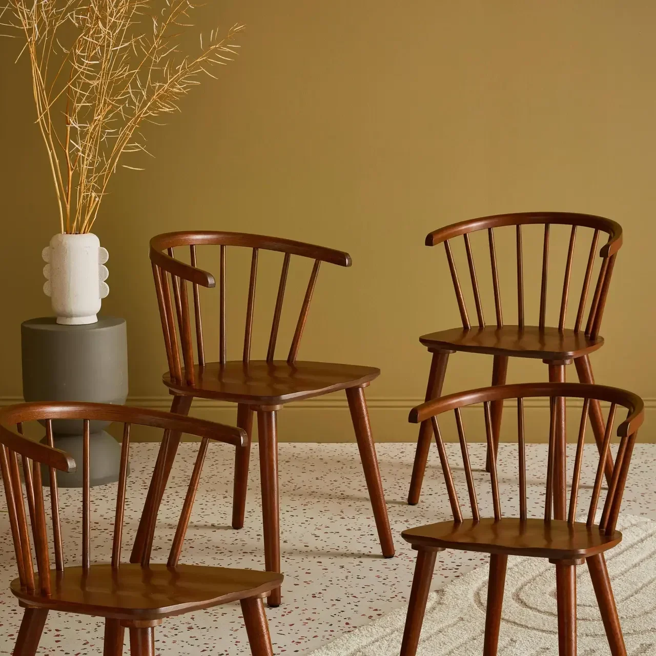 Lot de 4 chaises scandinaves Paula bois hévéa barreaux verticaux salle à manger