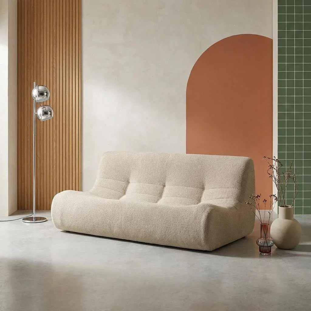 Chauffeuse 3 places Sokol effet bouclette texturée beige confortable