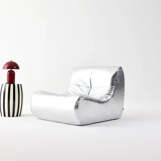 Chauffeuse Sokol Silver simili cuir argenté métallisé design rétro chic