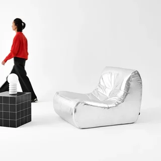 Chauffeuse Sokol Silver simili cuir argenté métallisé design rétro chic