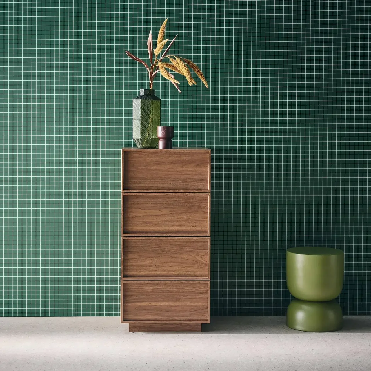 Chiffonnier 4 tiroirs Kuba finition bois naturel élégant