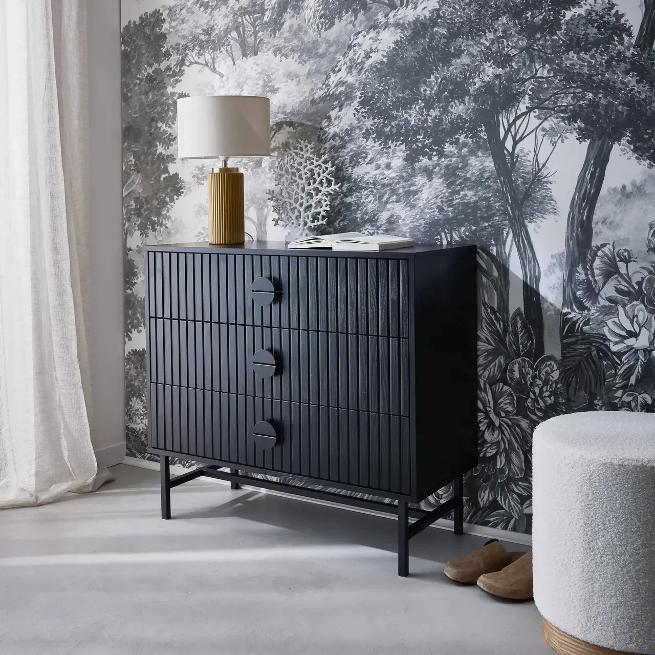 Commode 3 tiroirs Bazalt noir bois strié design industriel