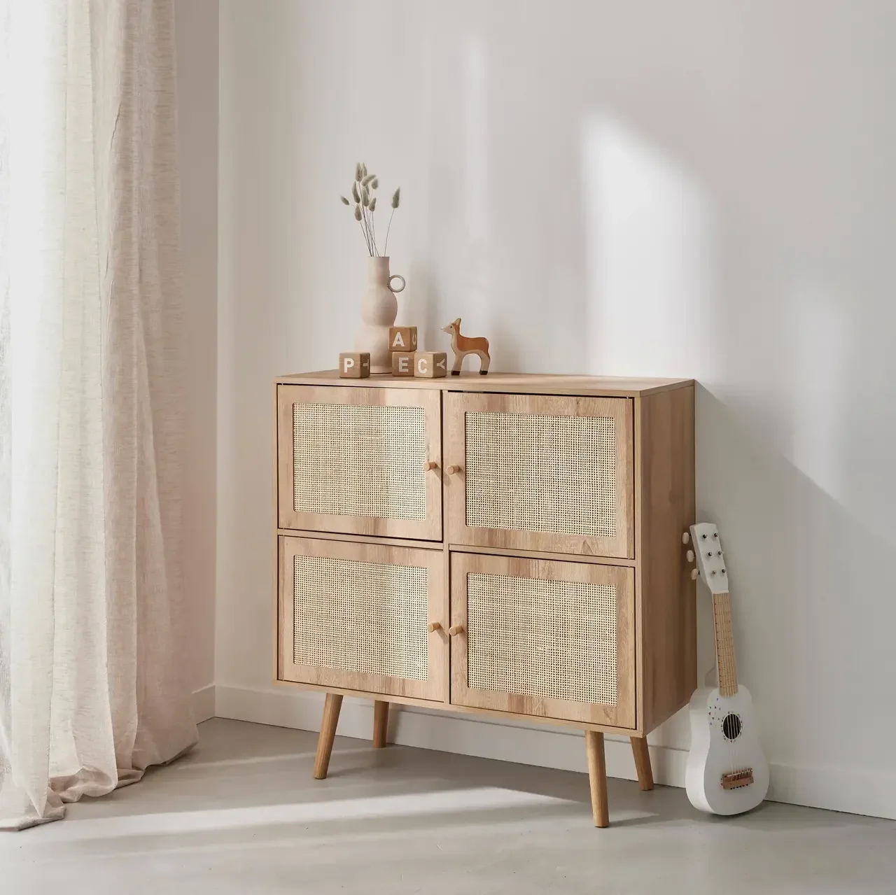 Commode bébé 4 portes bois naturel cannage Bohème