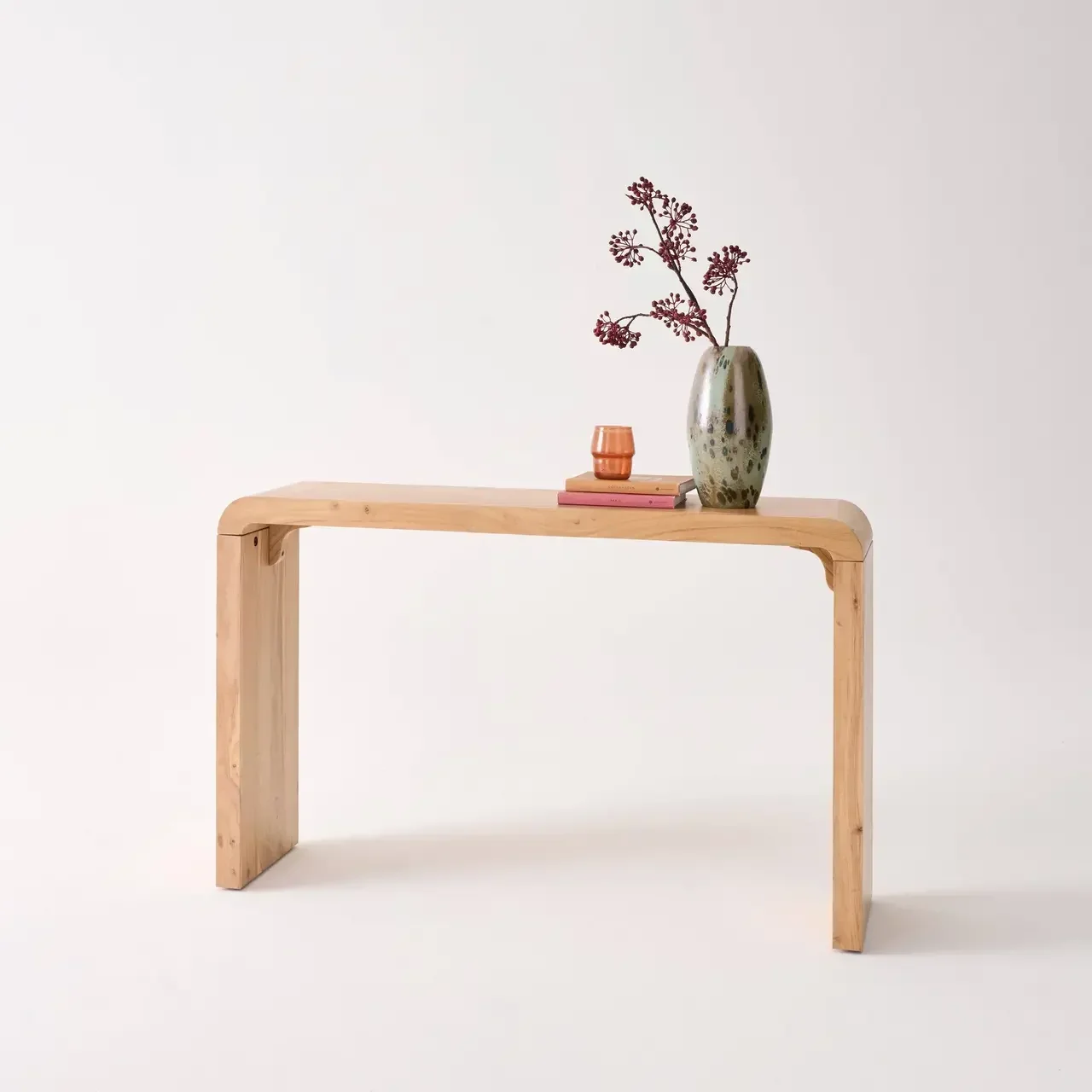 Console exotique bois acacia massif Dana entrée séjour
