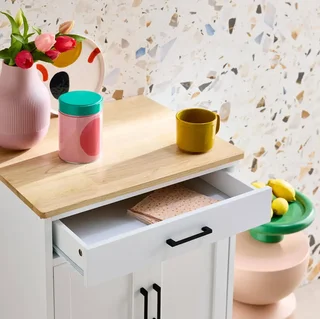 Carrello cucina legno massello hevea 56 cm piano nero con ripiano e ruote