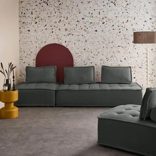 Conjunto de 4 poltronas modulares em tecido cinza acolchoado