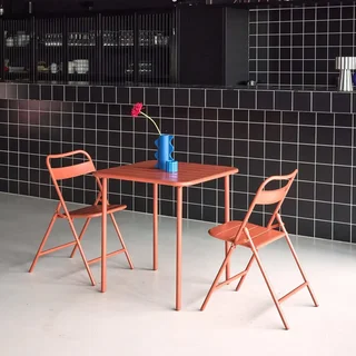 Ensemble table bistrot et 2 chaises pliantes de jardin en métal Amélia