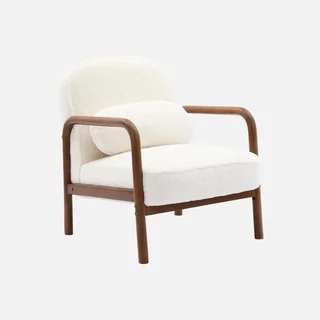 Fauteuil scandinave Amélie bois hévéa noyer et fausse fourrure