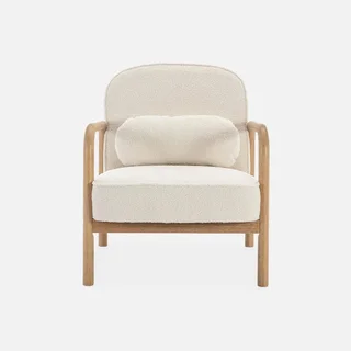 Fauteuil scandinave arrondi bois hévéa bouclette crème Amelie